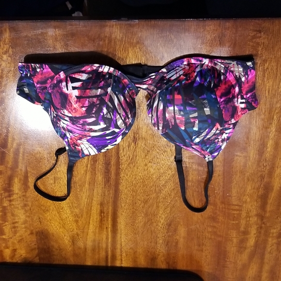 PINK Victoria's Secret Other - Victoria's Secret wear everywhere wired push up bra 36B